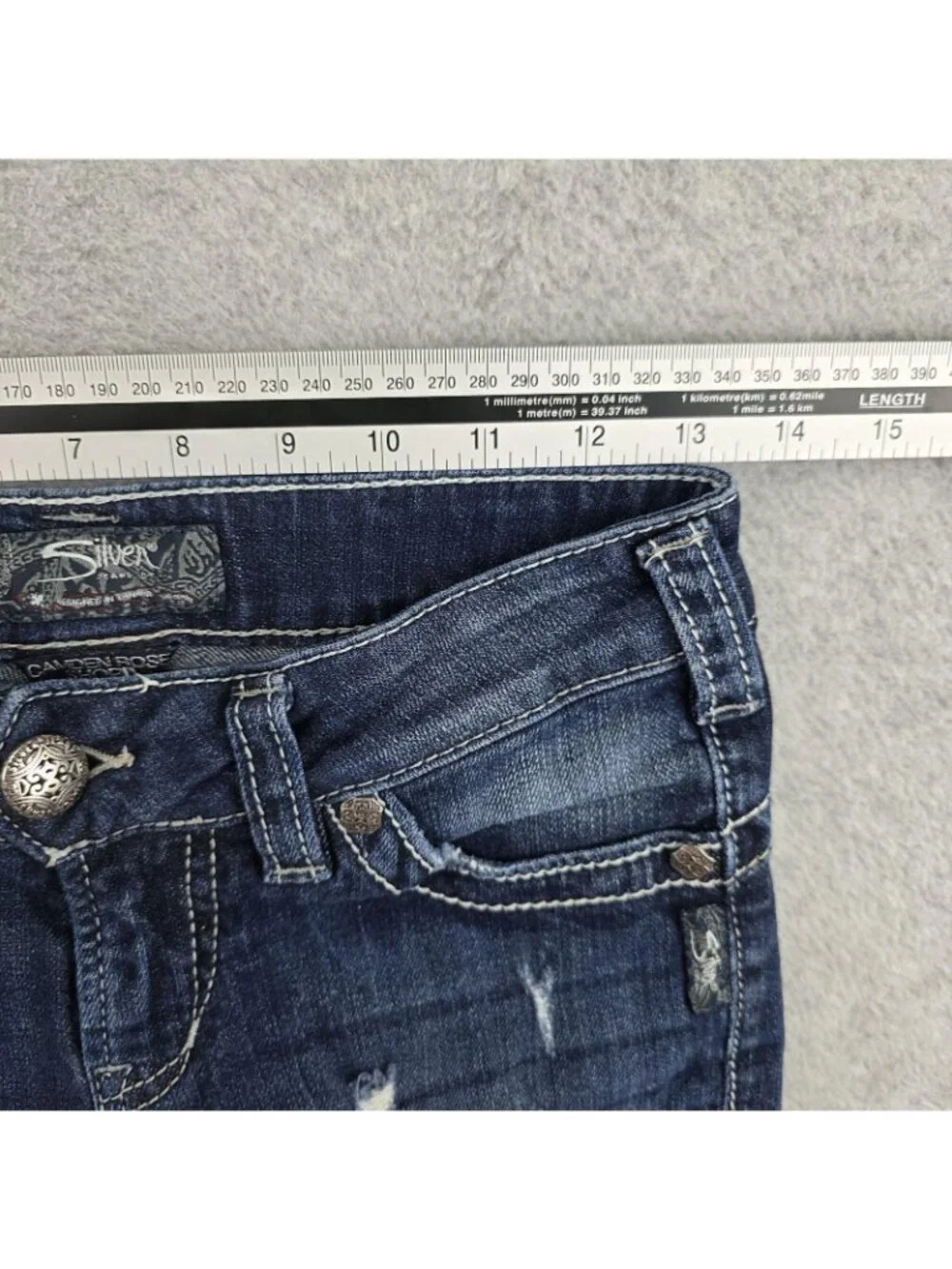Silver Jeans Camden Rose Shorts Womens 24 Blue Distressed Cuffed Stretch Denim